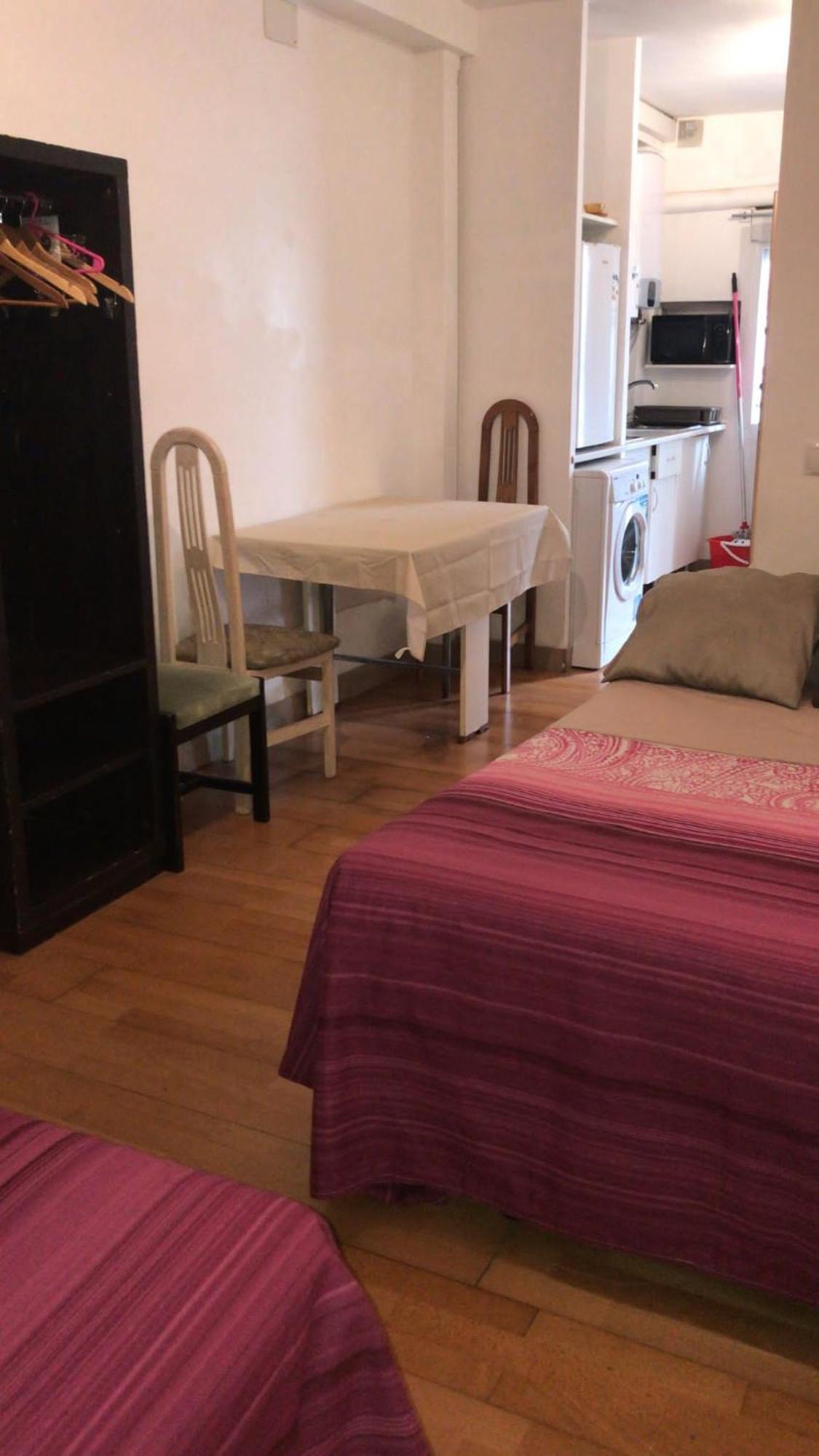 Apartamentos Pandiellos I 马德里 外观 照片