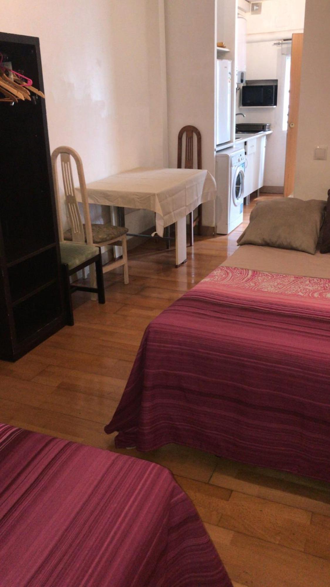 Apartamentos Pandiellos I 马德里 外观 照片